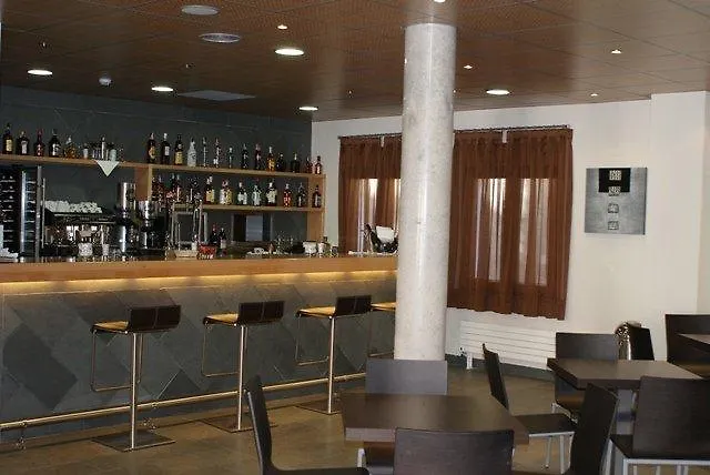 Отель Mataelpino